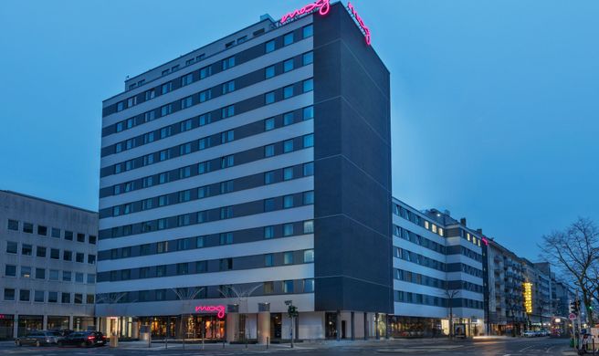 Moxy Duesseldorf City Exterior
