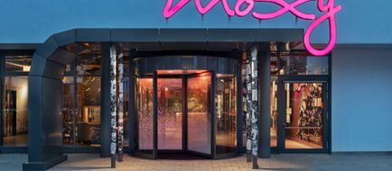 Moxy Duesseldorf City Exterior