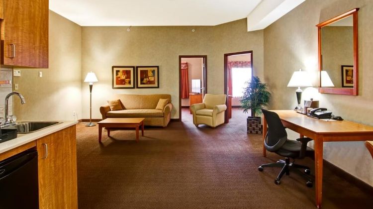 Canalta Stettler Lobby