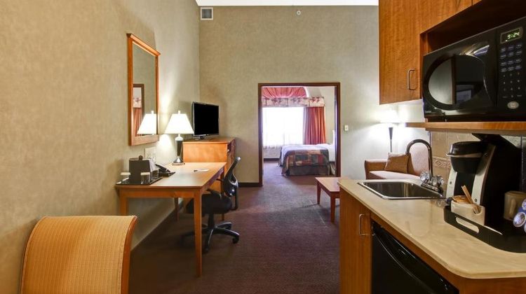 Canalta Stettler Lobby