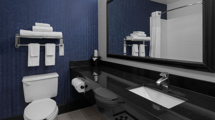 Fairfield Inn by Marriott Room