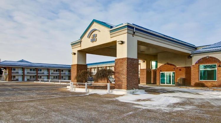 Canalta Stettler Exterior