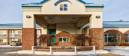 Canalta Stettler Exterior