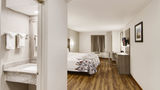 Red Roof Inn & Stes Pensacola-NAS Corry Room