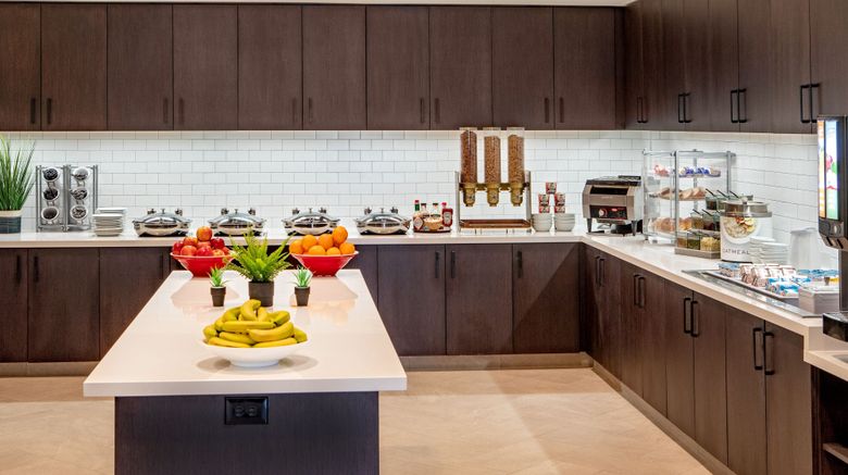 <b>Residence Inn Boston Cambridge Restaurant</b>. Images powered by <a href="https://www.leonardoworldwide.com/" title="Leonardo Worldwide" target="_blank">Leonardo</a>.