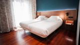 <b>Paris Spa Hotel Room</b>. Images powered by <a href="https://www.leonardoworldwide.com/" title="Leonardo Worldwide" target="_blank">Leonardo</a>.