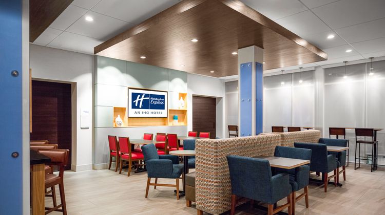 Holiday Inn Express & Suites Sanford Restaurant