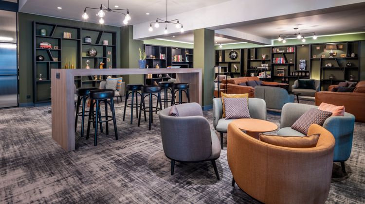 Holiday Inn Brussels Airport Lobby