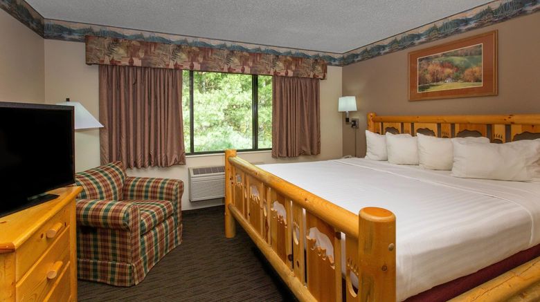 <b>Cobblestone Hotel & Suites Ladysmith Suite</b>. Images powered by <a href="https://www.leonardoworldwide.com/" title="Leonardo Worldwide" target="_blank">Leonardo</a>.