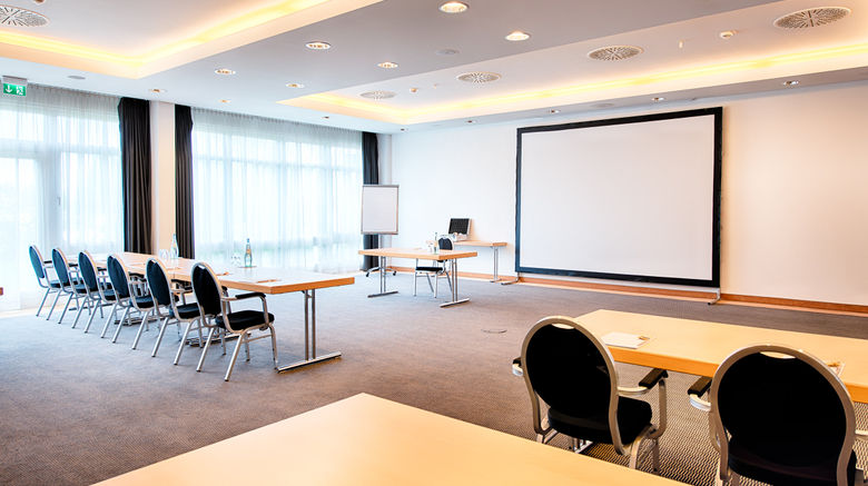 <b>Select Hotel Mainz Meeting</b>. Images powered by <a href="https://www.leonardoworldwide.com/" title="Leonardo Worldwide" target="_blank">Leonardo</a>.