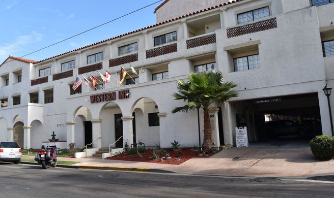Western Inn San Diego Exterior