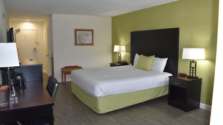 Western Inn San Diego Room