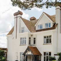 Merchants Manor