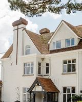 Merchants Manor