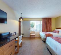 Surfside On the Lake Room