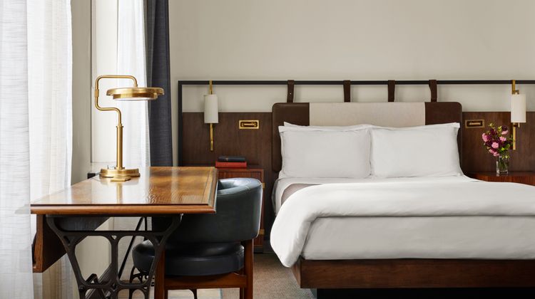 Refinery Hotel Room