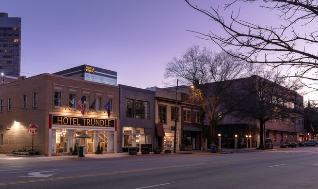 Hotel Trundle Exterior