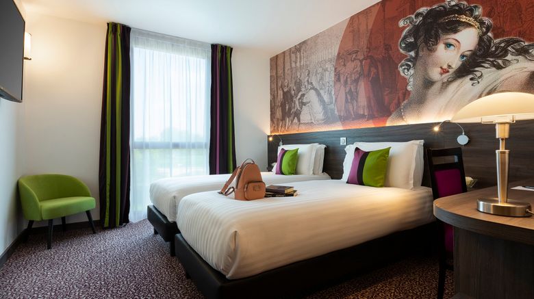 <b>Hotel Roi Soleil Prestige Plaisir Room</b>. Images powered by <a href="https://www.leonardoworldwide.com/" title="Leonardo Worldwide" target="_blank">Leonardo</a>.