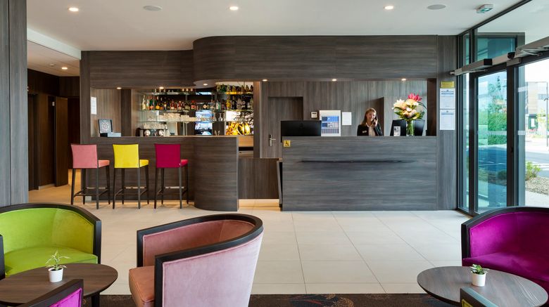 <b>Hotel Roi Soleil Prestige Plaisir Lobby</b>. Images powered by <a href="https://www.leonardoworldwide.com/" title="Leonardo Worldwide" target="_blank">Leonardo</a>.