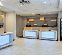 Holiday Inn Express Toronto Downtown Exterior