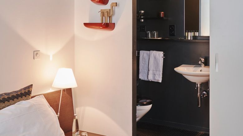 <b>Plattenhof Hotel Room</b>. Images powered by <a href="https://www.leonardoworldwide.com/" title="Leonardo Worldwide" target="_blank">Leonardo</a>.