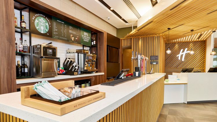 Holiday Inn Newcastle-Jesmond Lobby