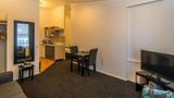 Gilmer Apartment Hotel Room