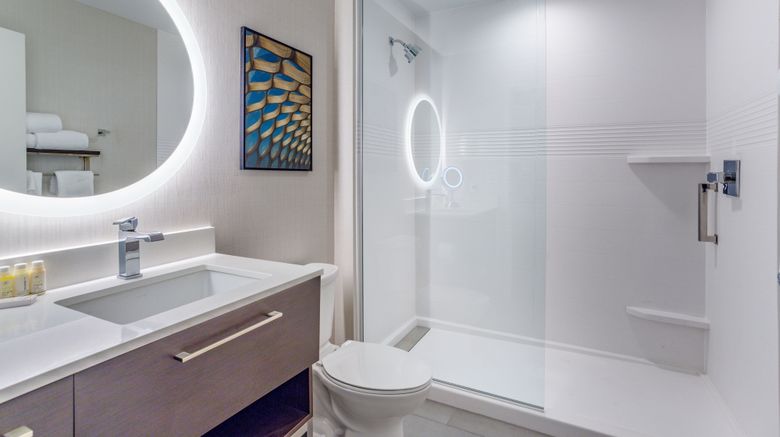<b>TownePlace Suites Chicago Waukegan Room</b>. Images powered by <a href="https://www.leonardoworldwide.com/" title="Leonardo Worldwide" target="_blank">Leonardo</a>.