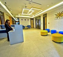 Kingsgate Hotel Al Jaddaf Lobby