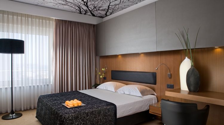 Dan Tel Aviv Room