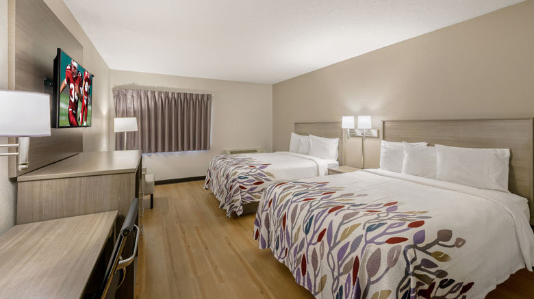<b>Red Roof Inn & Suites Newport Middletown Room</b>. Images powered by <a href="https://www.leonardoworldwide.com/" title="Leonardo Worldwide" target="_blank">Leonardo</a>.