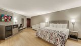Red Roof Inn & Suites Newport Middletown Suite