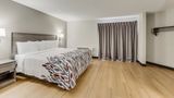 Red Roof Inn & Suites Newport Middletown Suite