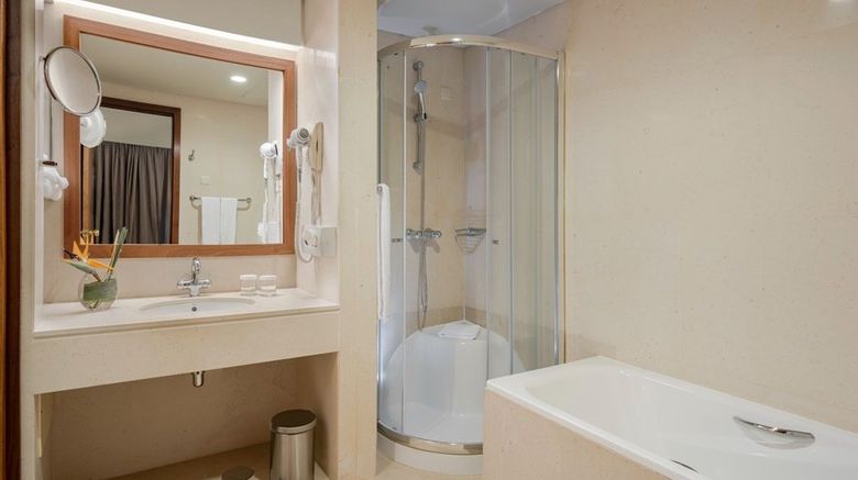 <b>Terceira Mar Hotel Room</b>. Images powered by <a href="https://www.leonardoworldwide.com/" title="Leonardo Worldwide" target="_blank">Leonardo</a>.