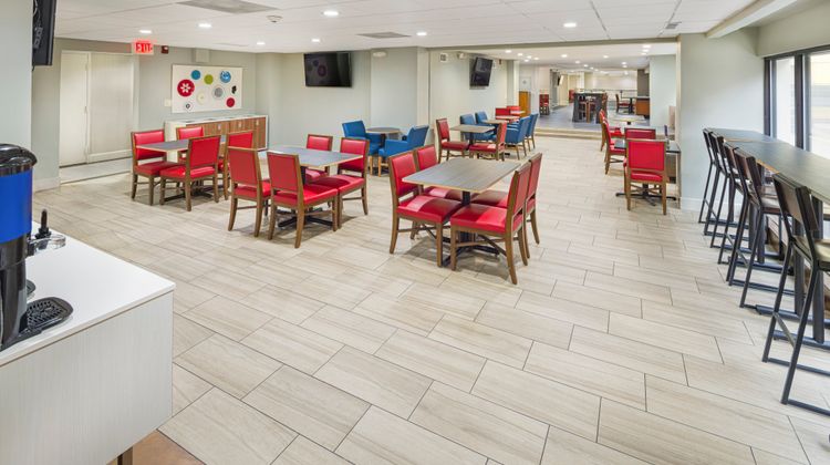 Holiday Inn Express Hotel & Suites Restaurant