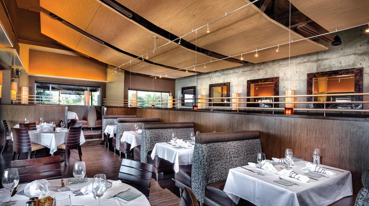 Wyndham Oceanside Pier Resort Restaurant