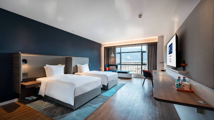Holiday Inn Express Linzhi Airport Room