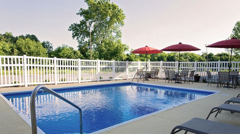 <b>Red Roof Inn Georgetown, IN - Louisville Pool</b>. Images powered by <a href="https://www.leonardoworldwide.com/" title="Leonardo Worldwide" target="_blank">Leonardo</a>.