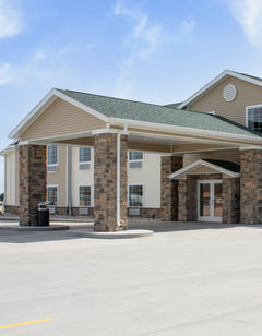 Cobblestone Inn & Suites