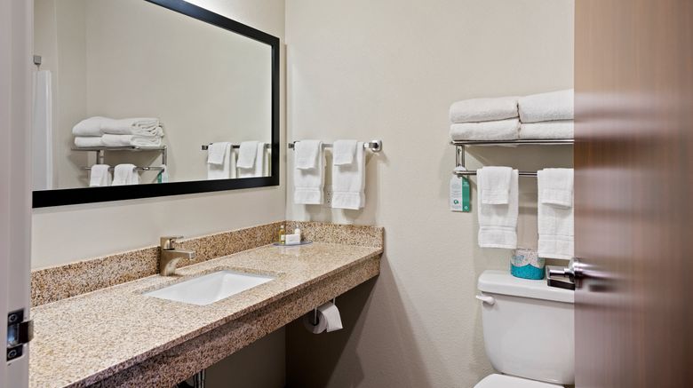 <b>Cobblestone Inn & Suites Room</b>. Images powered by <a href="https://www.leonardoworldwide.com/" title="Leonardo Worldwide" target="_blank">Leonardo</a>.