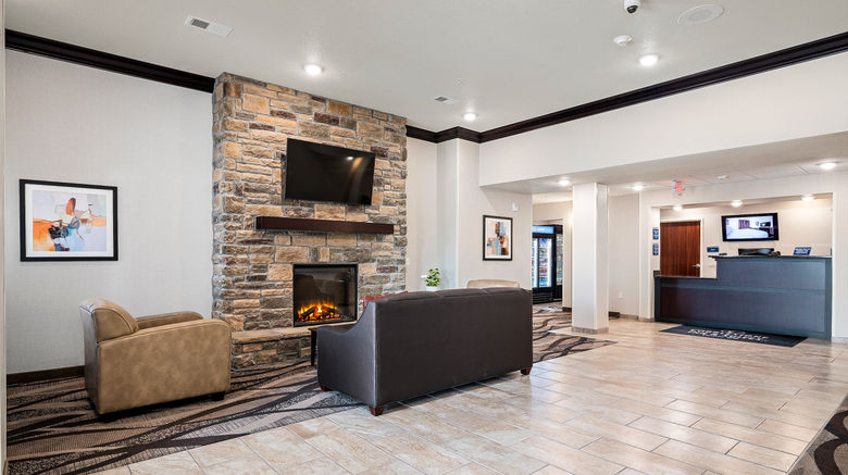 <b>Cobblestone Inn & Suites Lobby</b>. Images powered by <a href="https://www.leonardoworldwide.com/" title="Leonardo Worldwide" target="_blank">Leonardo</a>.