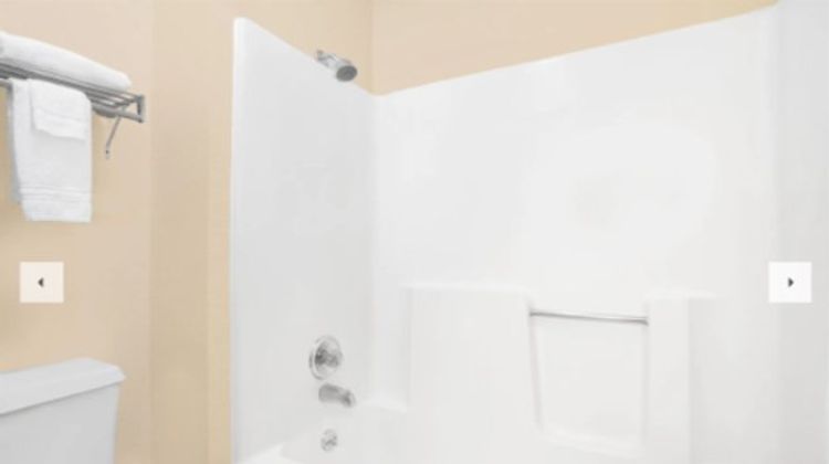 Boarders Inn & Suites Room