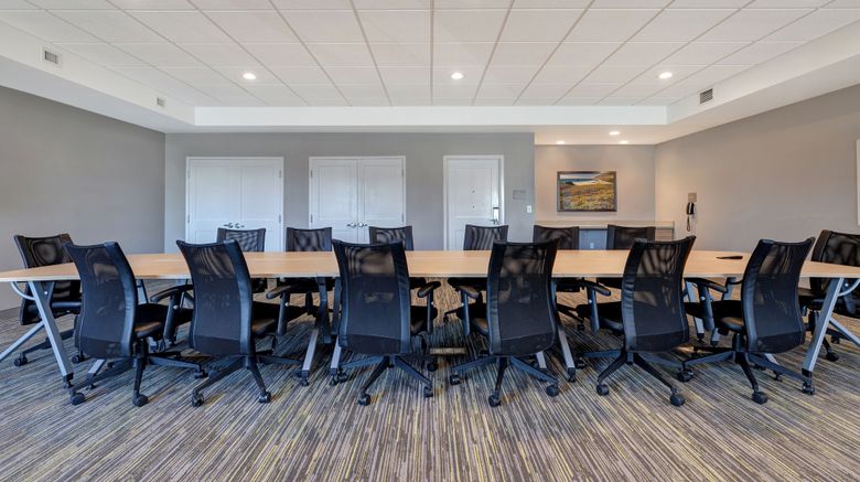 <b>TownePlace Suites San Luis Obispo Meeting</b>. Images powered by <a href="https://www.leonardoworldwide.com/" title="Leonardo Worldwide" target="_blank">Leonardo</a>.