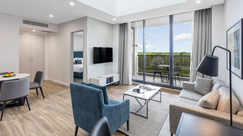 <b>Meriton Suites Sydney Airport Suite</b>. Images powered by <a href="https://www.leonardoworldwide.com/" title="Leonardo Worldwide" target="_blank">Leonardo</a>.