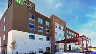 Holiday Inn Express & Suites Houston SW