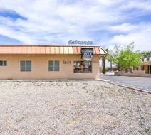 OYO Hotel Yuma AZ Desert Grove Exterior