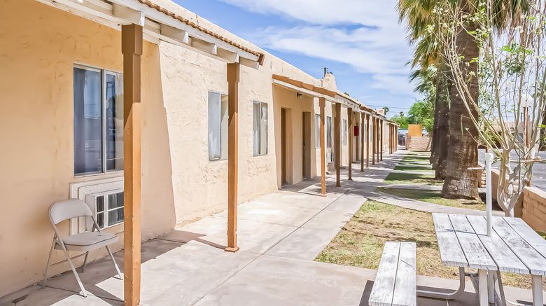 <b>OYO Hotel Yuma AZ Desert Grove Exterior</b>. Images powered by <a href="https://www.leonardoworldwide.com/" title="Leonardo Worldwide" target="_blank">Leonardo</a>.