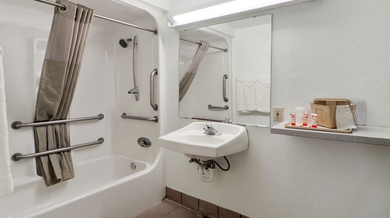 <b>Lonestar Inn & Suites, Erick OK - Hwy 40 Room</b>. Images powered by <a href="https://www.leonardoworldwide.com/" title="Leonardo Worldwide" target="_blank">Leonardo</a>.