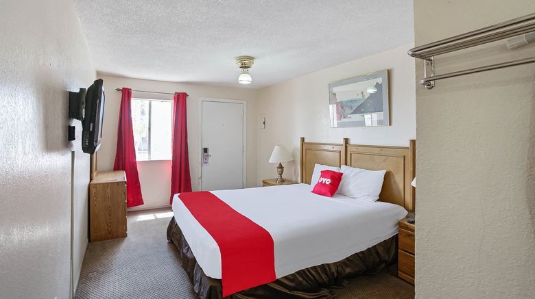 <b>OYO Hotel Yuma AZ Desert Grove Room</b>. Images powered by <a href="https://www.leonardoworldwide.com/" title="Leonardo Worldwide" target="_blank">Leonardo</a>.