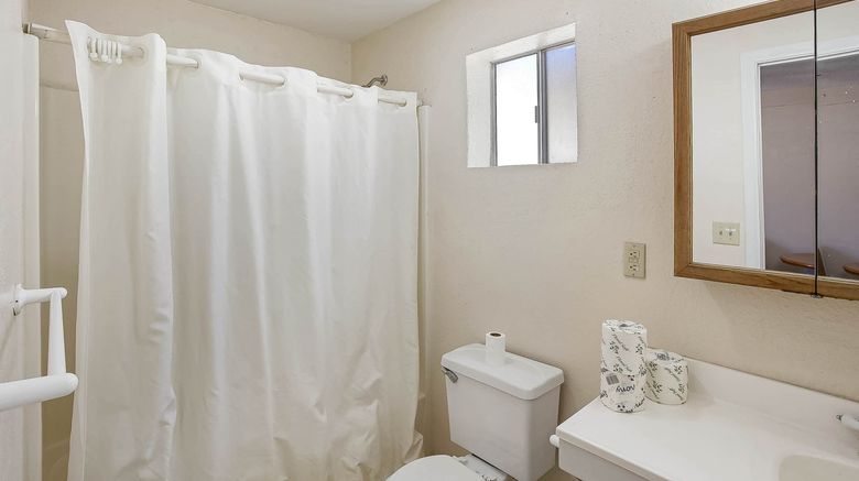 <b>OYO Hotel Yuma AZ Desert Grove Room</b>. Images powered by <a href="https://www.leonardoworldwide.com/" title="Leonardo Worldwide" target="_blank">Leonardo</a>.